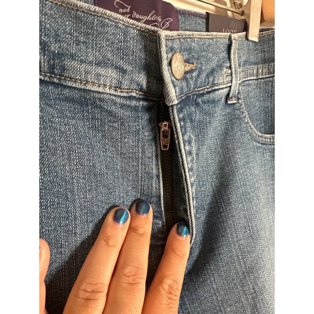 NYDJ New Lift and Tuck Technology Size 10 Modern Boot Stretch - Picture 3 of 10